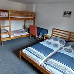 Horska Plzenka Dağ evi Pernink